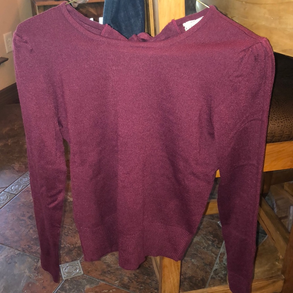 Super cute and comfy H&M shirt BRAND NEW